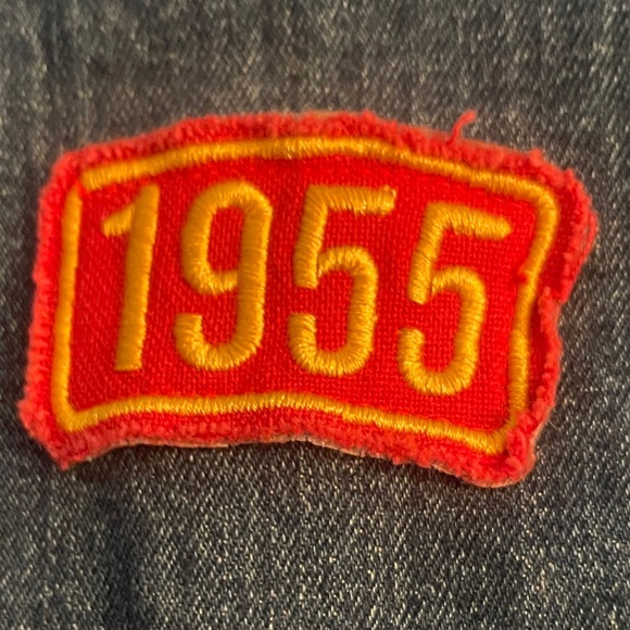 Disney Parks Mickey Mouse Denim Jacket L Embroidered Patches Rare Exclusive - Picture 11 of 13